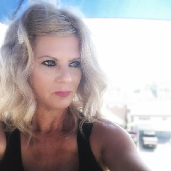 Meet your Posher, Kim - Picture 1 of 1